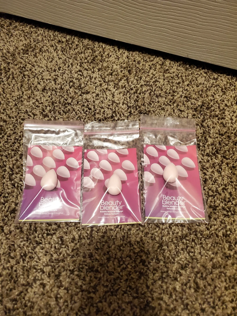beautyblender Light Pink Sample Sponge Trio